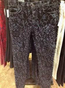 Pantalon en denim floqué pour femmes, pantalon floqué noir - Product Image 3