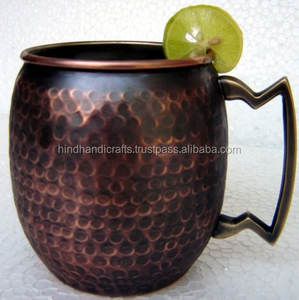 Barril martillado de cobre puro 100% para tazas con mango de latón de diseño brillante para vodka de oso para bares o restaurantes en casa - Product Image 4