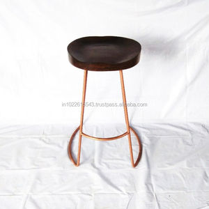 Industriel Cuivre Plaqué Tabouret de Bar En Bois Sculpté Siège, Finition Cuivre Antique Tabouret de Bar avec Siège En Bois - Product Image 3