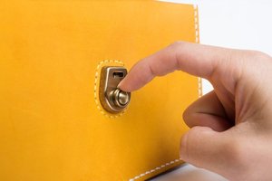 Dulles กระเป๋าหนังของผู้หญิง,กระเป๋าสะพายแฮนด์เมดกระเป๋าถือธุรกิจขนาดเล็ก TLL-0110 - Product Image 5