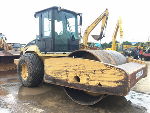 Rouleau vibrant de CS-683E de chat du rouleau de route CS683 de Caterpillar utilisé par prix bon marché à vendre - Product Image 2