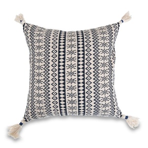 Stylish rich decorative cushion cover Designer Wholesale <b>Pom</b> <b>Pom</b> pillow for Sofa and home decor Jacquard Tassel Pillow cover - Product Image 4