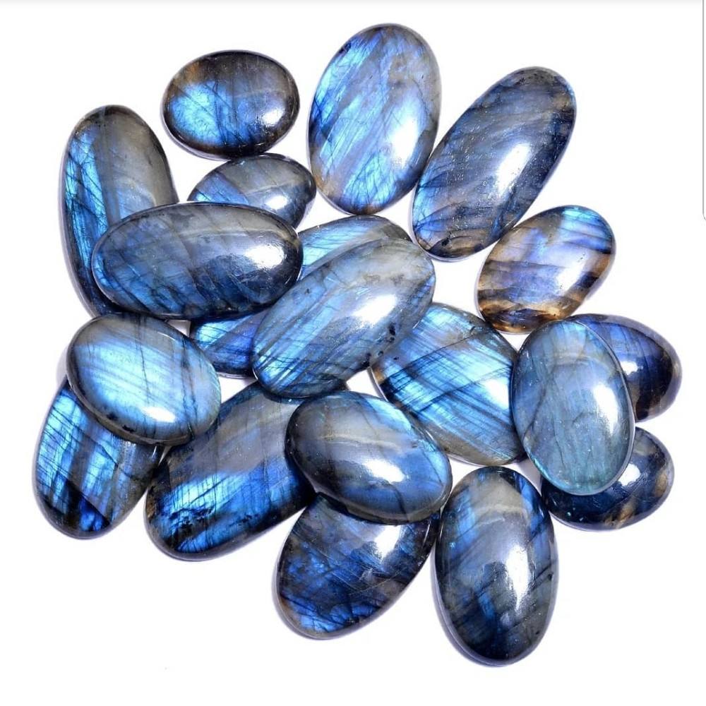 ลาบราดอไลท์