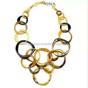 Indien Designer Corne À La Main Collier de Bijoux pour les femmes - Product Image 1