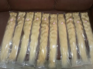Extensiones de cabello rubio #613, telas a máquina disponibles en la empresa SHB - Product Image 2