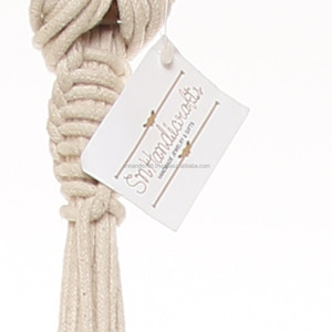 Colgador de Macramé para Plantas, Estilo Boho, Hecho a Mano - Product Image 1