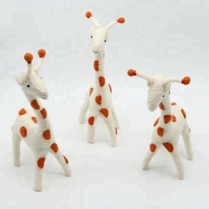 Juguetes De jirafa de fieltro para decoración del hogar y artículos educativos, 2018 - Product Image 2