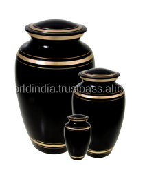 Urna Funeraria de Peltre Estilo Americano para Adultos, Suministros Funerarios Brassworld India - Product Image 4