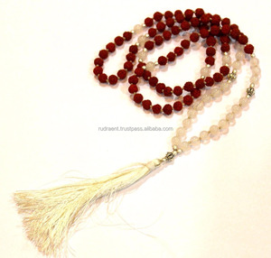 สร้อยมาลาไม้จันทน์ทำมือประดับด้วยมูนสโตนสีขาวคุณภาพสูง 108 เม็ด ได้รับการรับรองจากผู้ที่สาม สไตล์คลาสสิก สำหรับผู้หญิงและผู้ชาย - Product Image 3