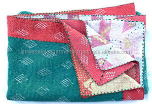 Edredones de punto Kantha hechos a mano Vintage Sari algodón relleno manta invierno verano cama cubierta individual doble tamaño hogar Hotel uso - Product Image 2