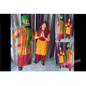 Estatuas de bienvenida de boda para boda Punjabi, boda Punjabi, boda Sardar y Sardarni, estatuas de fibra, decoración de entrada de boda, Australia - Product Image 1