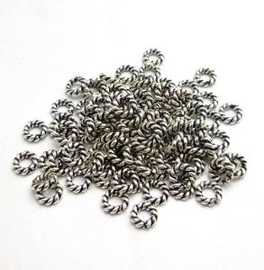 Dernière conception de bague de saut plaquée or faite à la main et composants de bijoux de qualité supérieure - Product Image 4