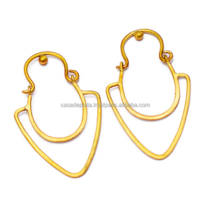 Pendientes de aro de plata de ley lisa, chapados en oro - Product Image 2