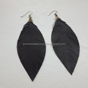 Pendientes de cuero de última tendencia - Product Image 3