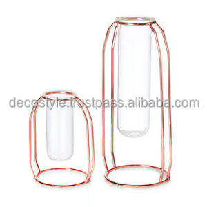 Putwo Jarrón de mesa de latón Diseño de flores elegantes para decoración del hogar - Product Image 3