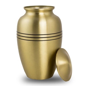 Urne de cendres de crémation en laiton Mémorial funéraire métallique durable Urne de cendres pour adultes Urnes funéraires sculptées à la main - Product Image 6