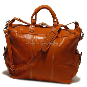 Sac de sport week-end pour femmes, bagage à main de voyage pour dames - Product Image 1