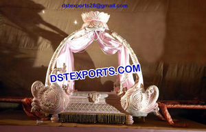 Pakistani Wedding <b>Doli</b>/Palki Muslim Traditional Palki for Bridal Buy Decorated Palki for Pakistani Muslim Nikah - Product Image 6