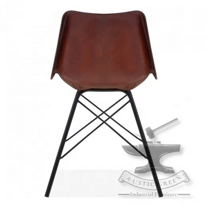 Dernière chaise d'appoint de salon en cuir beige vintage - Product Image 4