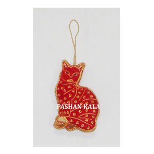 Ornement de Noël en broderie Zari, chat rouge, à suspendre à l'arbre - Product Image 1