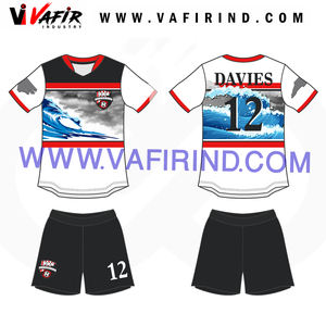 Conjunto de camisetas y pantalones cortos de uniforme de fútbol barato OEM suministro de estilo personalizable - Product Image 3