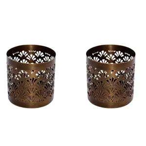 Velas de metal antigo, velas feitas à mão, suporte votivo de metal, antiguidade, marrom