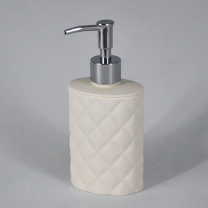 Modern Double Rhombus Vein Design Oval Shape Acrylic Hand <b>Soap</b> Dispenser for Household & Hotel Toilet Use - Product Image 5