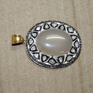 Bijoux en diamant faits à la main-Pierre précieuse en opale blanche naturelle 925 pendentif en argent sterling massif à la mode plaqué or breloque en diamant - Product Image 3