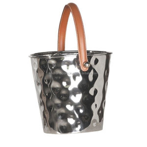 Cubo de hielo martillado de acero inoxidable con mango de cuero PU, Enfriador de vino para PC para Bar, Pub, fabricado y exportado desde la India - Product Image 1