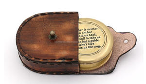 Cadeau de boussole nautique pour papa le jour de la fête des pères avec une belle citation et un affichage de cadran de pointeur avec cadeau de boussole en cuir - Product Image 3