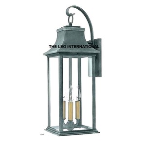 Farol Clásico de Metal para Decoración Navideña y del Ramadán, Lámpara Especial con Luz de Vela para Decoración de Mesa Festiva - Product Image 1