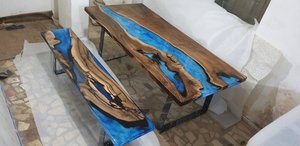 Mobilier de luxe au design moderne, table à manger et banc en bois massif à bords vivants avec résine époxy au design antique - Product Image 2