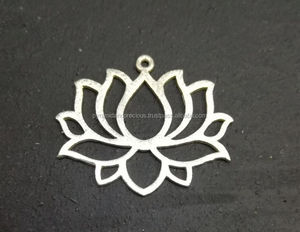 จี้เครื่องรางดอกบัวชุบเงิน-เครื่องประดับหาเสน่ห์-ทำต่างหูและจี้ของคุณเอง - Product Image 2