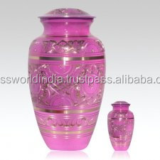 Urna de metal de estilo americano de Brassworld India Suministros funerarios Premium - Product Image 4