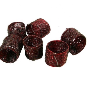 Ensemble de six anneaux de serviette décoratifs en perles de cristal, multifonctionnels, pour la décoration de table à dîner. - Product Image 2