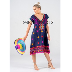 Robe banane brodée pour femme, tunique à motif Floral, modèle bazin, nouvelle collection - Product Image 1
