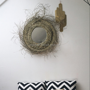 Espejo Decorativo Boho Marroquí Hecho a Mano, Decoración de Pared Boho para el Hogar, Espejo de Paja - Product Image 1