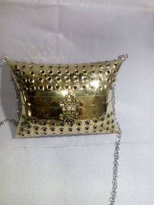 กระเป๋าคลัทช์รูปปั้นเรซิ่นสตรีทันสมัย งานแฮนด์เมดแท้ วาดด้วยมือ งานฝีมือตกแต่งบ้าน งานแฟชั่น งานเทศกาล หลากหลายสไตล์ - Product Image 4