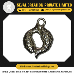 Pendentifs à breloque en argent sterling à longues feuilles disponibles au prix de gros - Product Image 3