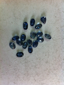 Perles en vrac en saphir bleu naturel, pierres précieuses de taille ovale - Product Image 4