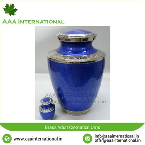 Urna funeraria de Metal para adultos, urna de cremación de latón con forma de corazón, hecha en la India - Product Image 2