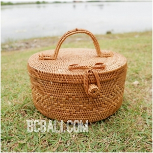 Cosmética círculo diseño bolsas grandes ata hierba tejida a mano de estilo bali - Product Image 1
