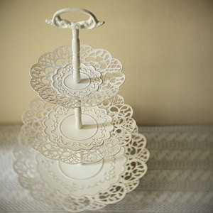 New Design <b>3</b> <b>Tier</b> White <b>Cake</b> <b>Stand</b> for <b>Cake</b> Decoration Bakery Decoration - Product Image 3