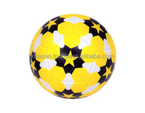 BALLON DE SOCCER DE TAILLE OFFICIELLE DE PRIX DE GROS BALLES DE HAUTE QUALITÉ POUR JOUER À L'INTÉRIEUR ET À L'EXTÉRIEUR CONCEPTION AVEC LOGO PERSONNALISÉ - Product Image 4