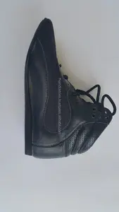 รองเท้ายกน้ำหนักเพาะกายยิม - Product Image 1