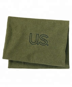 Couverture en laine mérinos vert olive artisanale de qualité supérieure, chaleur intemporelle douce, confort naturel, luxe, jeté d'hiver ignifuge - Product Image 3