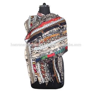 Écharpe Vintage en Soie Longue Réversible Foulards Indien Sari Patches Écharpe Réversible Coloré Rayé Vintage Panneau de Soie Sari - Product Image 2