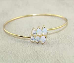 สร้อยข้อมืออัญมณีรูปลูกแพร์แบบง่ามกำไลข้อมือคู่สร้อยข้อมือชุบทองสีเหลืองแบบปรับได้สำหรับผู้หญิง - Product Image 1