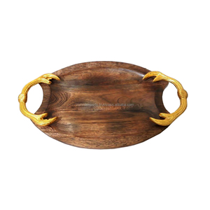 Bandeja de servicio de madera de acacia ovalada de tamaño personalizado con asas doradas Decoración elegante para el hogar y accesorio de cocina - Product Image 1