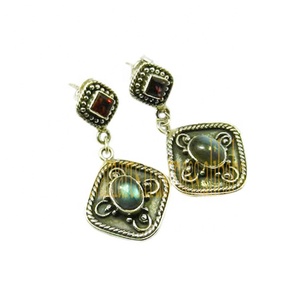 Joyería de plata fina hecha a mano eminente granate labradorita genuina pendientes de múltiples piedras preciosas chapados en oro para fiesta o regalo - Product Image 1
